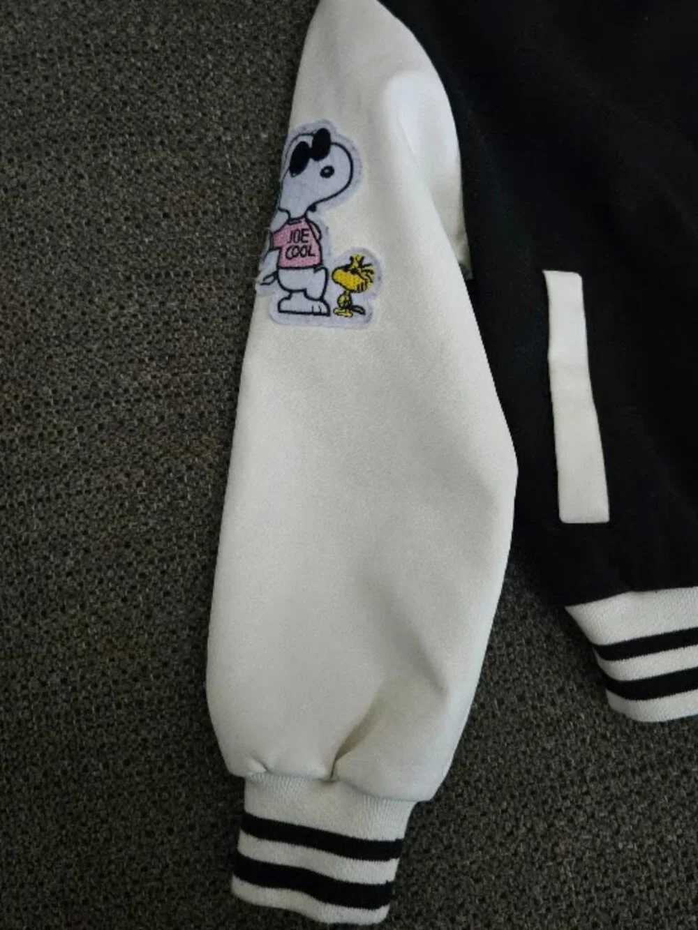 Justice peanuts unisex